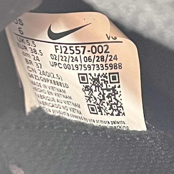 Nike Black Soccer Cleats FJ2557-002 Sz Youth 6 - Picture 5 of 6